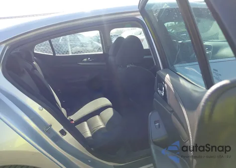 2017 Nissan Maxima 3.5 S z USA, uszkodzony, nr VIN 1N4AA6AP9HC448284